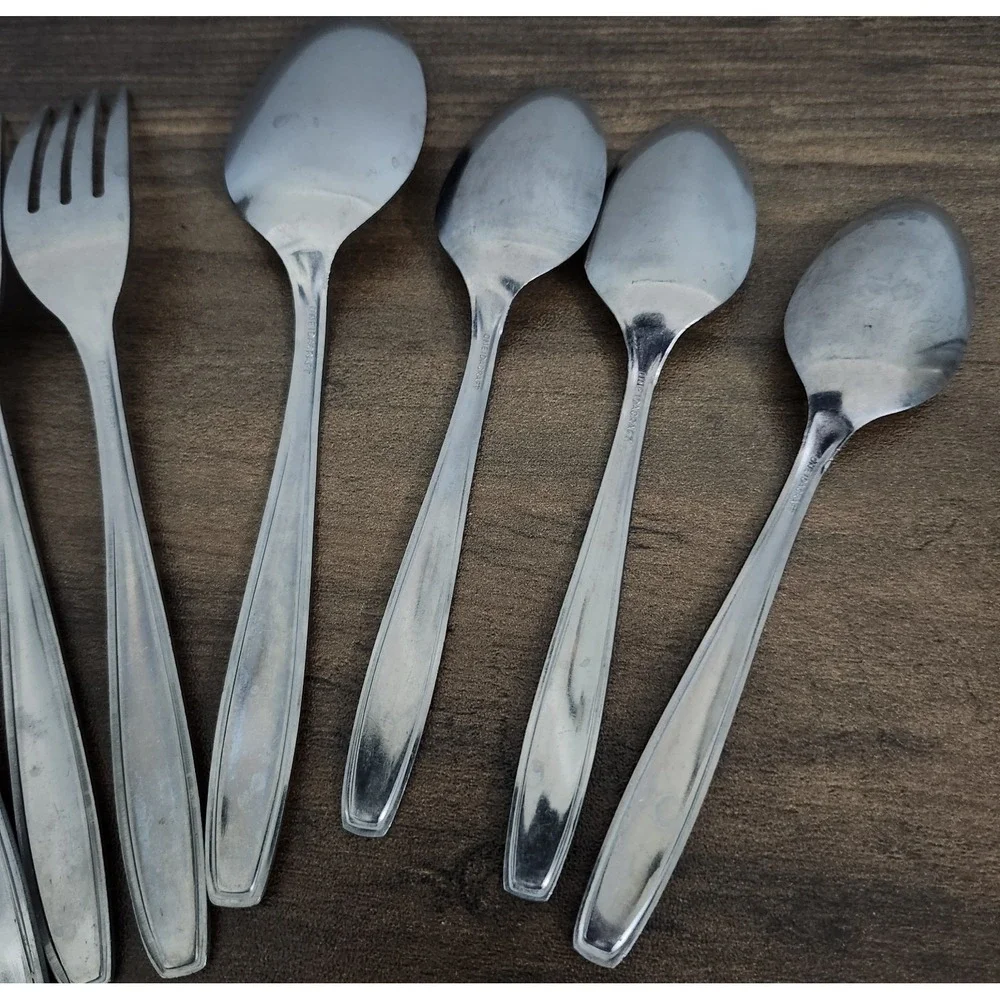 Oneida Oneidacraft Flatware Vallarta Pattern Silver Stainless Steel Nordic MCM